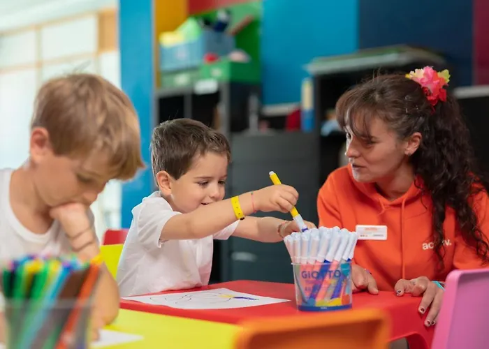 Hotel Club Aguamarina 3*