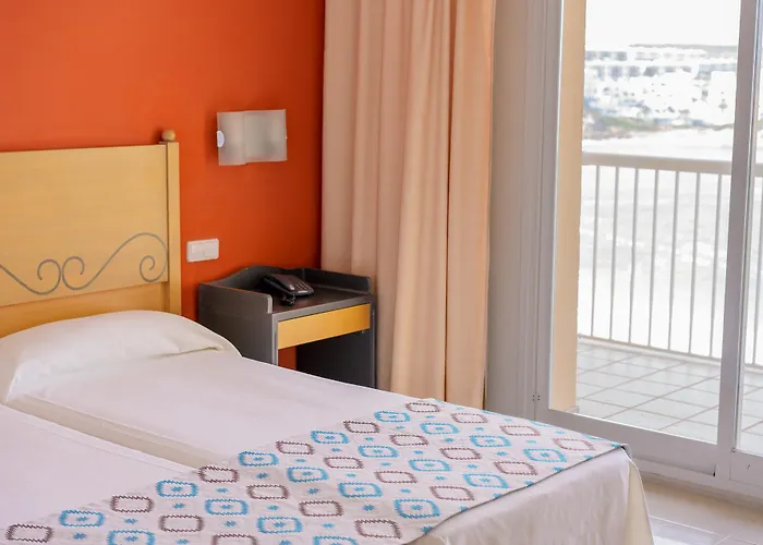 Hotel Club Aguamarina 3*