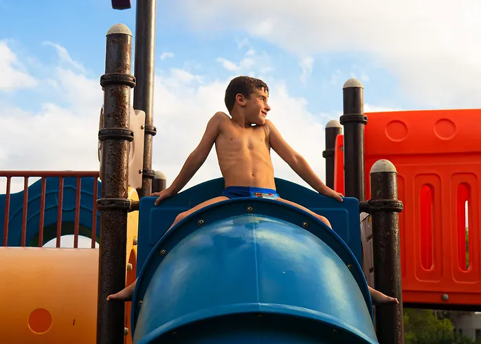 Club Aguamarina Hotel